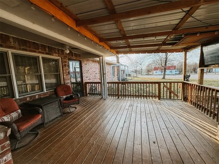 1203 E College Avenue, Berryville, AR 72616 - Image #3