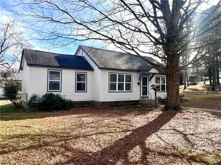 235 S Galveston, Russellville, AR 72801 - Image #3