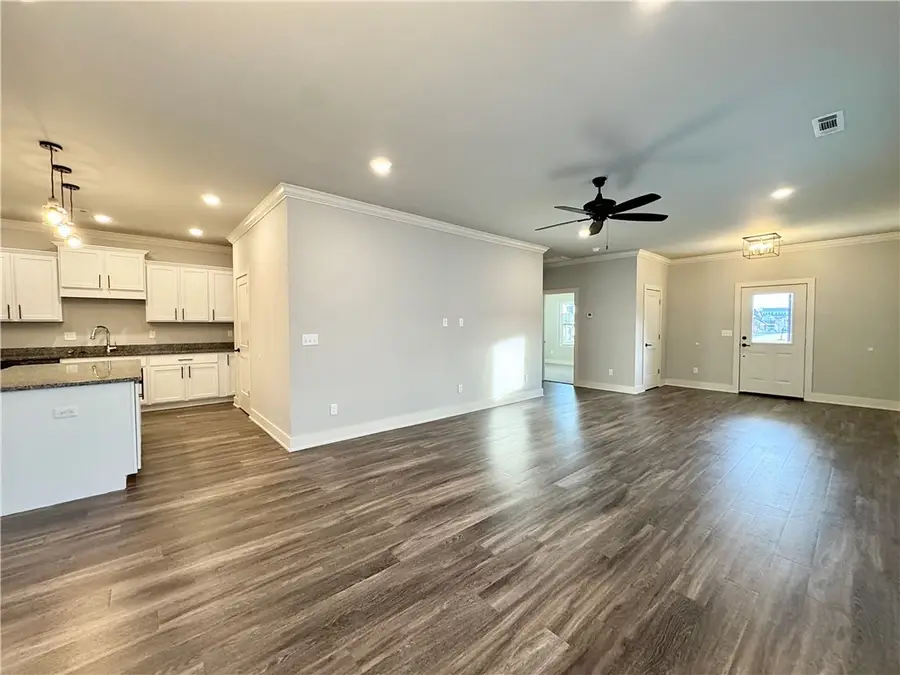 704 NE Heights Lane, Bentonville, AR 72712 - Image #2