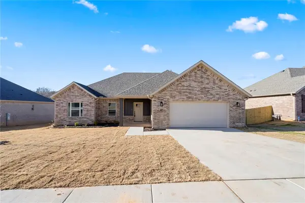 83 W Watson Lane, Farmington, AR 72730