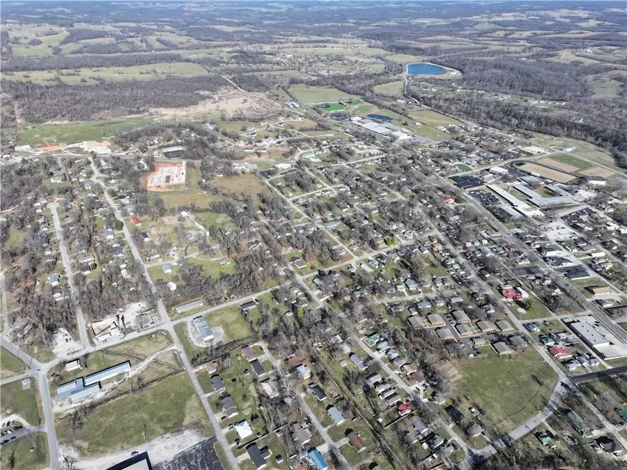 1105 Sapp Street, Cassville, MO 65625 - Image #3