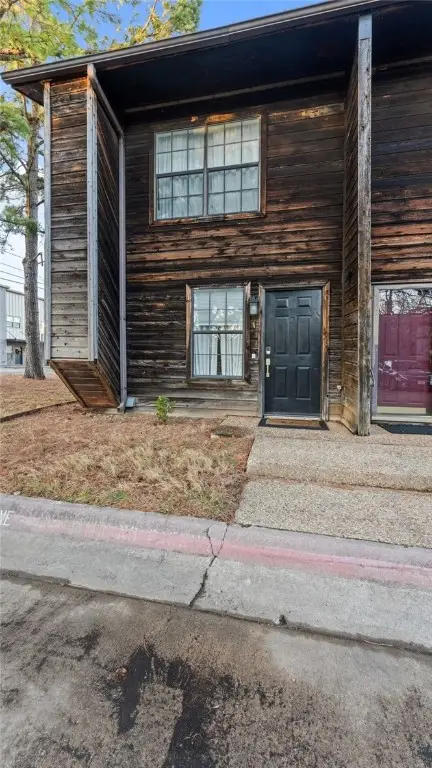 1376 N Oakland Avenue #1, Fayetteville, AR 72703 - Image #2