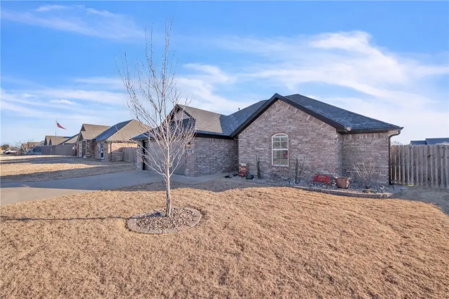 1621 Whirlaway Lane, Prairie Grove, AR 72753 - Image #2