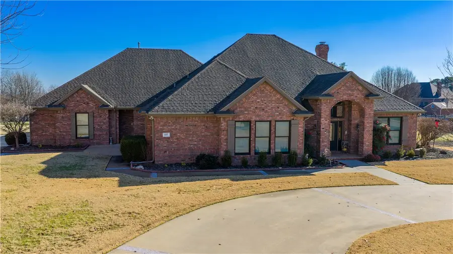 137 Woodcliff Road, Springdale, AR 72764 - Image #2