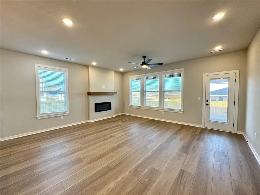 6002 SW Chiefs Avenue, Bentonville, AR 72713 - Image #3