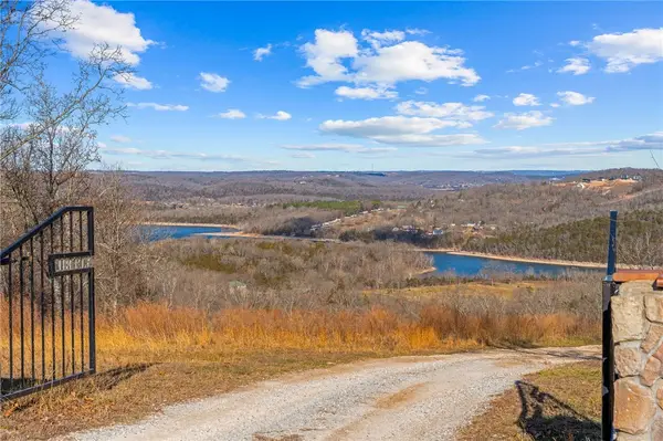 000 Patriot Way, Omaha, AR 72662