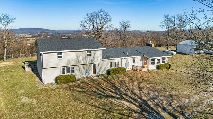 18882 Skylight Mountain Road, Canehill, AR 72717 - Image #3