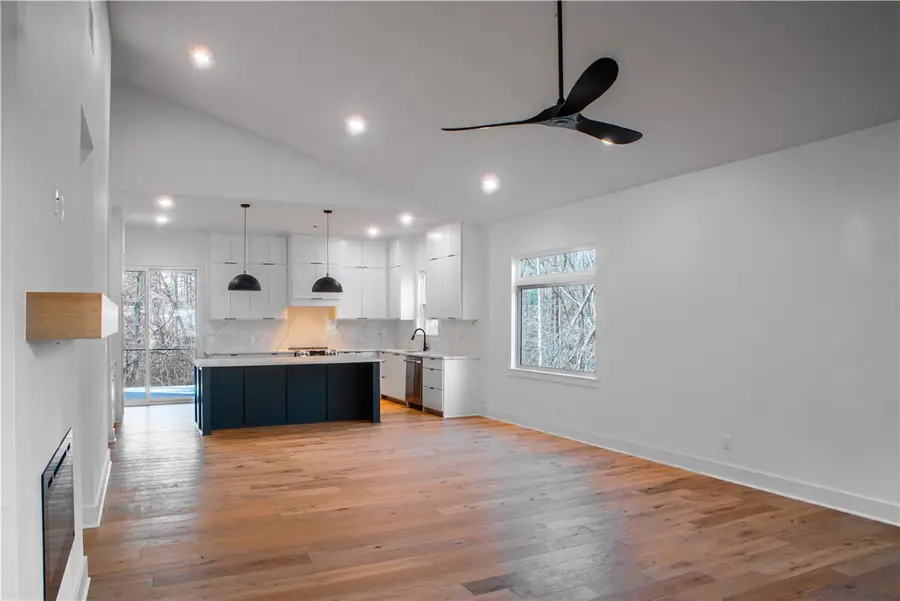 8 Wigtown Lane, Bella Vista, AR 72715 - #3