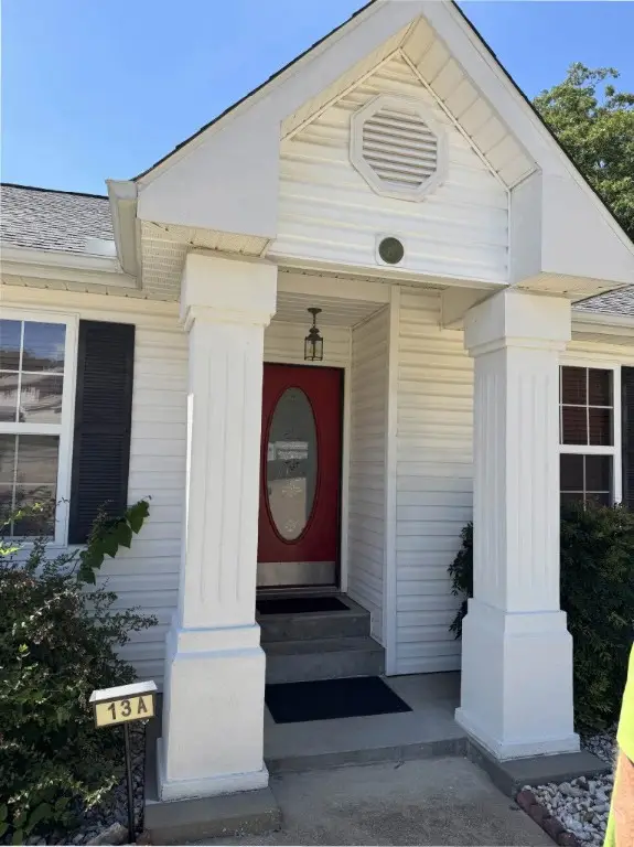 13 Green Meadow Lane #A, Holiday Island, AR 72631