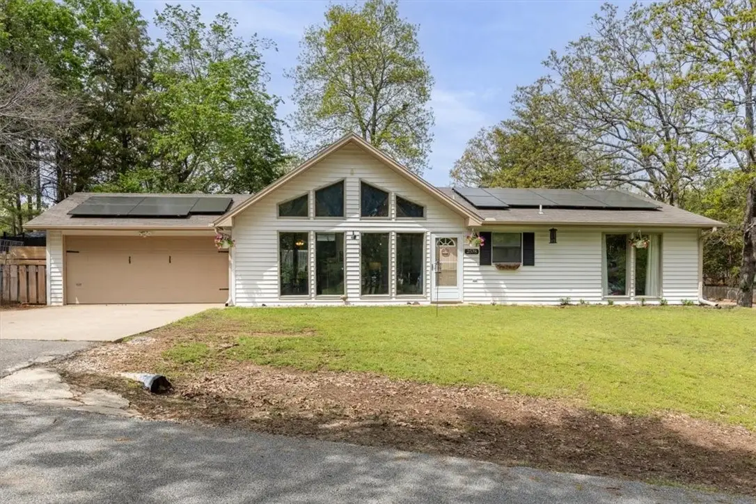 2578 N Warwick Drive, Fayetteville, AR 72703 - Image #1
