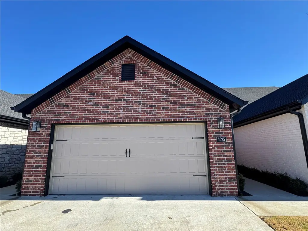 1625 17th Place, Rogers, AR 72758 - Image #1