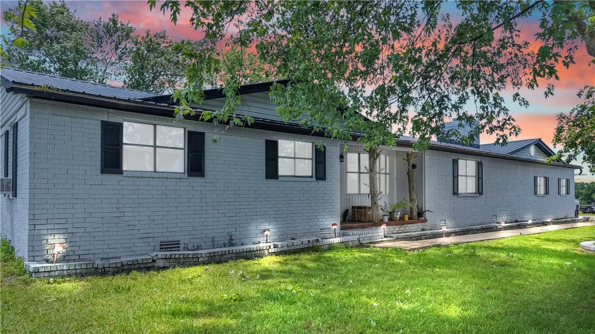 906 Holt Road, Lincoln, AR 72744 - Image #1