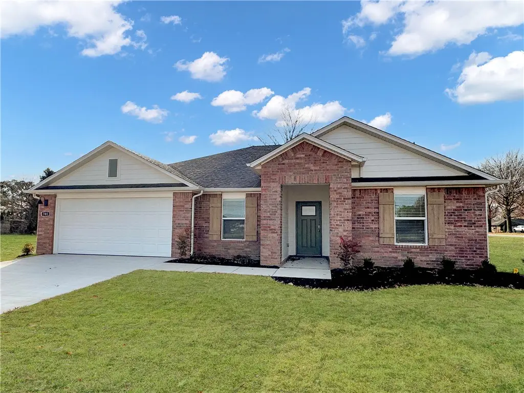 506 W Canada Drive, Farmington, AR 72730 - Image #1