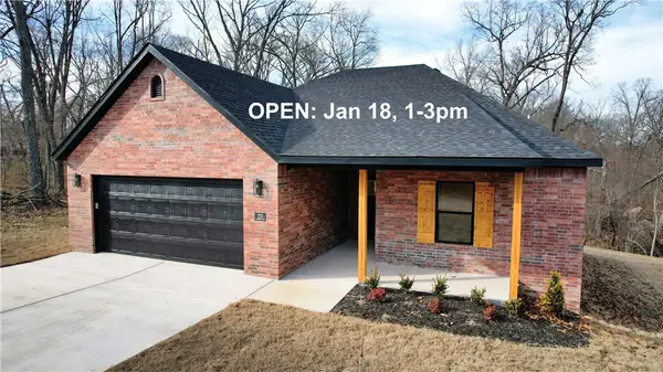 23 Ironside Lane, Bella Vista, AR 72715