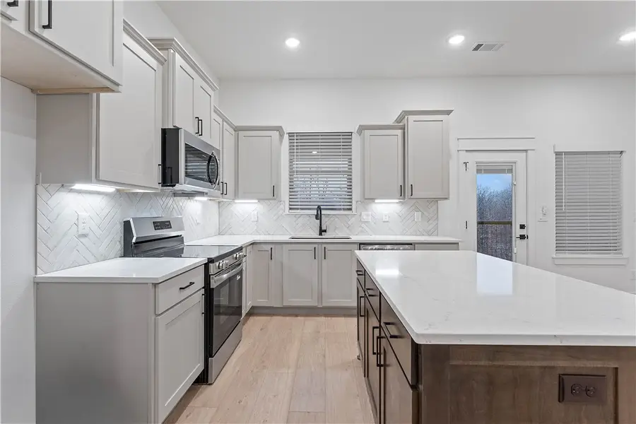 30 Duart Drive, Bella Vista, AR 72715 - Image #3