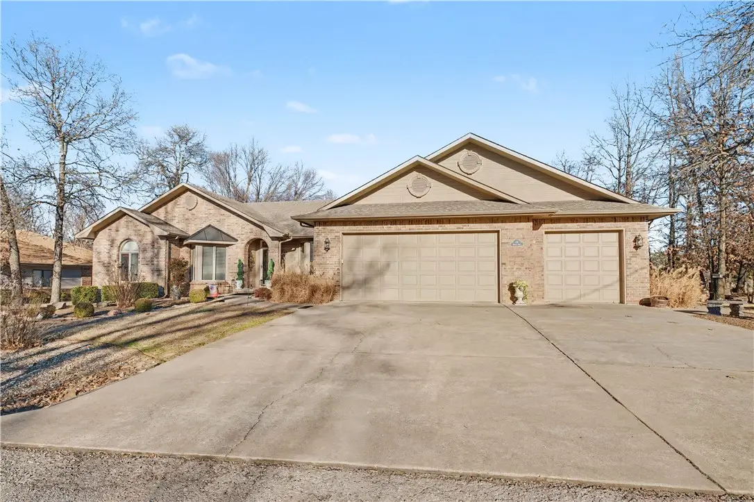 16 Monikie Drive, Bella Vista, AR 72715 - Image #1