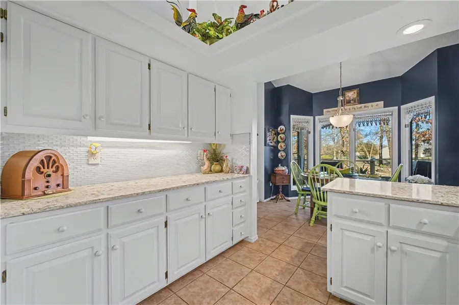 16 Monikie Drive, Bella Vista, AR 72715 - Image #3