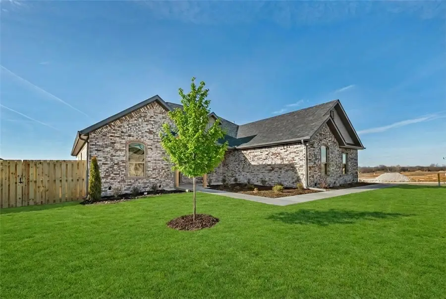 2413 Salmon Street, Pea Ridge, AR 72751 - Image #3