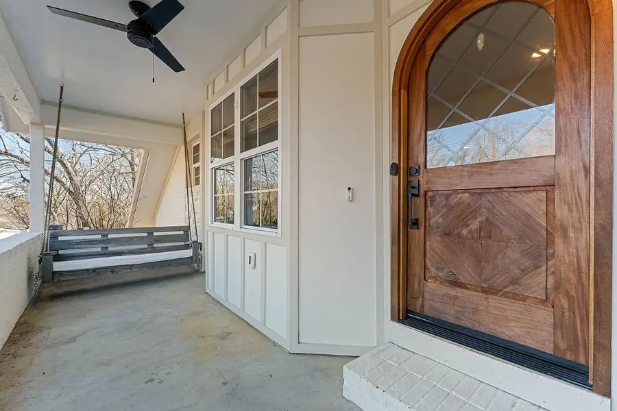 825 N Lakeview Drive, Rogers, AR 72756 - Image #2