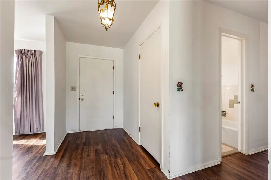 905 S 15th Street, Rogers, AR 72758 - Image #2