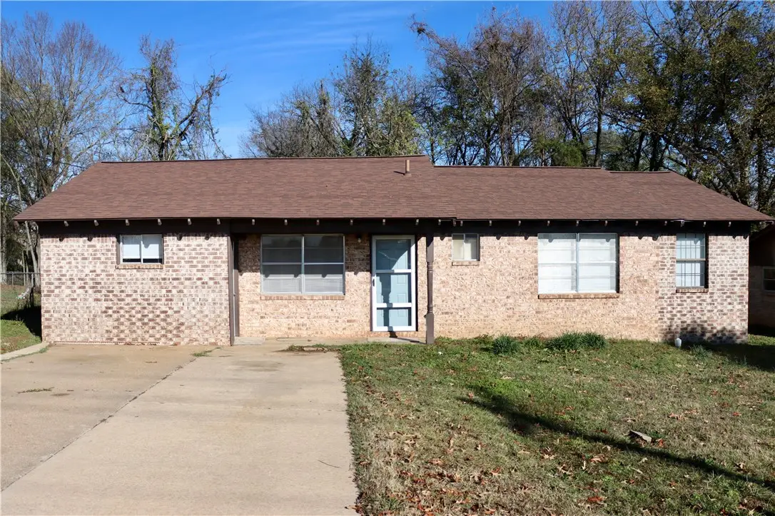 1308 W Oakland Street, Clarksville, AR 72830 - Image #1
