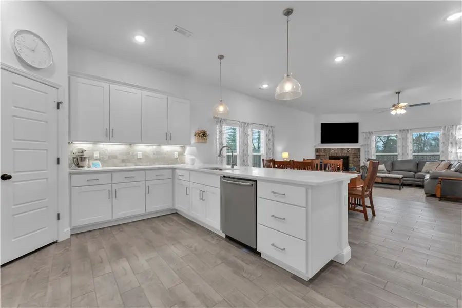 5498 Little Field Avenue, Springdale, AR 72762 - Image #2