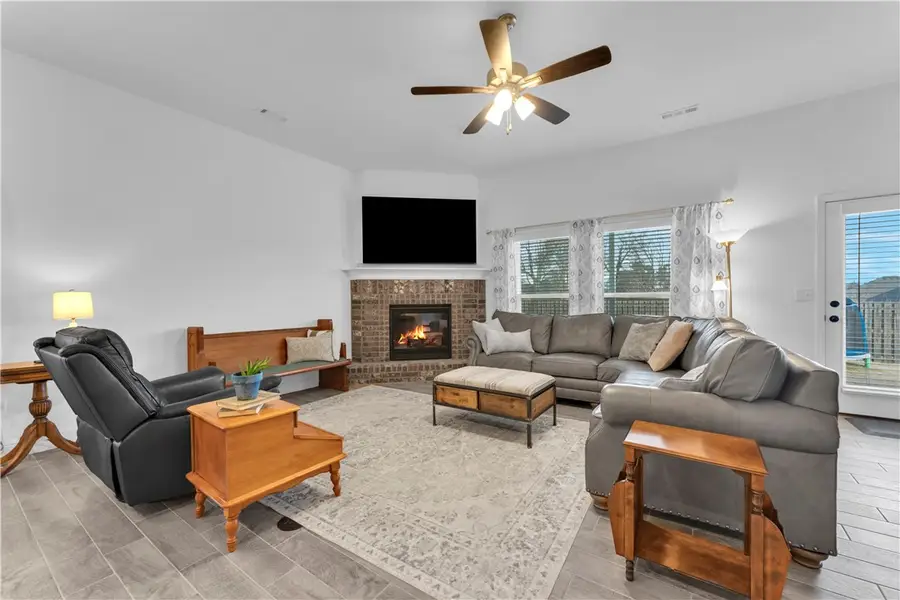 5498 Little Field Avenue, Springdale, AR 72762 - Image #3