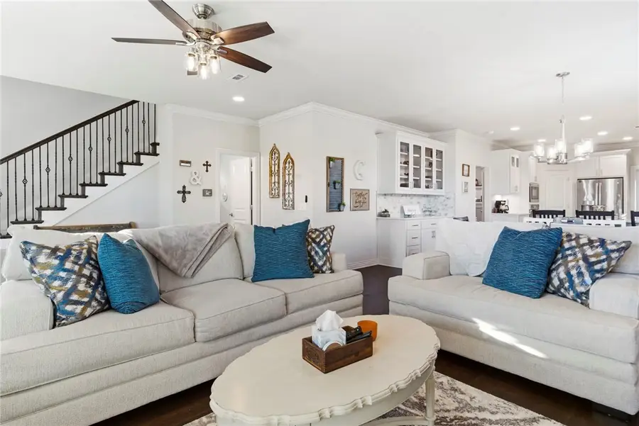 425 Frizzo Street, Tontitown, AR 72762 - Image #3