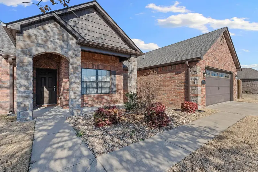 212 Sussex Avenue, Lowell, AR 72745 - Image #2