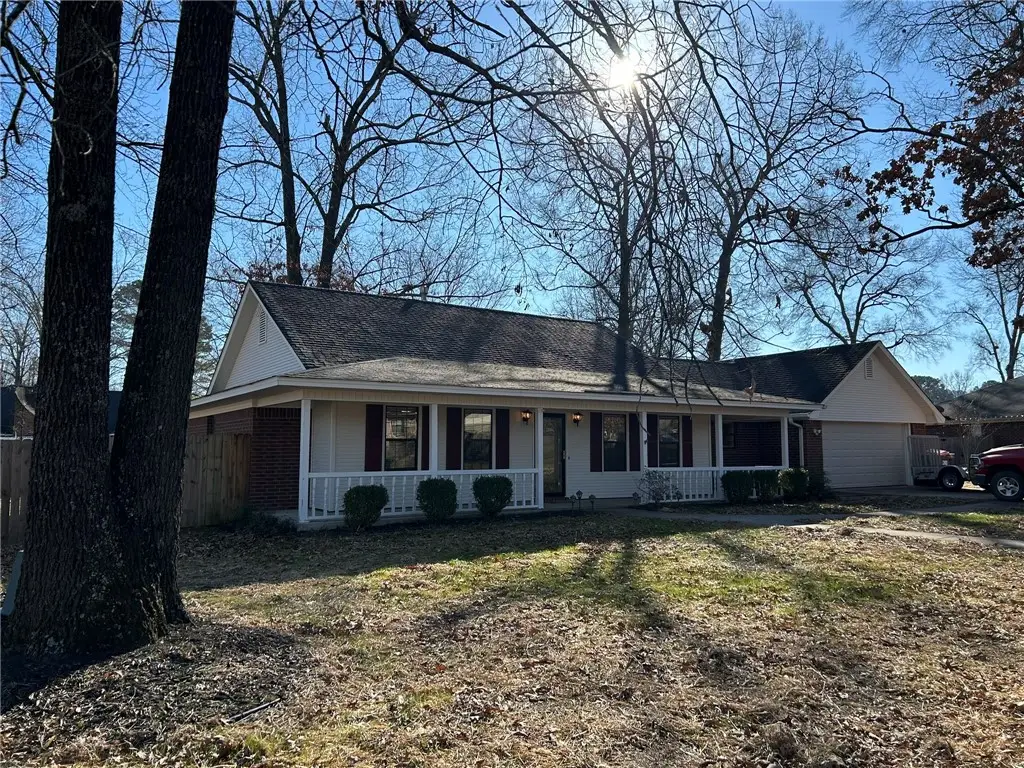 507 Mallard Lane, Russellville, AR 72801 - Image #1