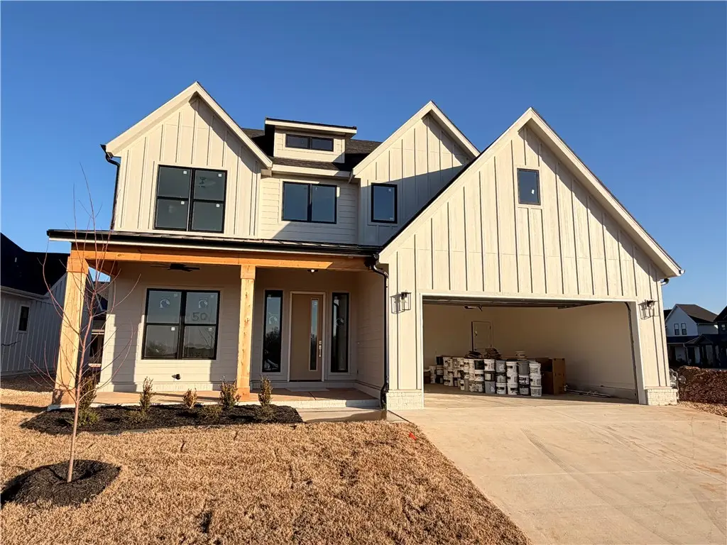 4103 W Murfield Drive, Rogers, AR 72758 - Image #1