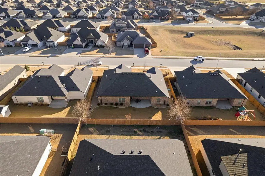 640 Chaparral Street, Centerton, AR 72719 - Image #2