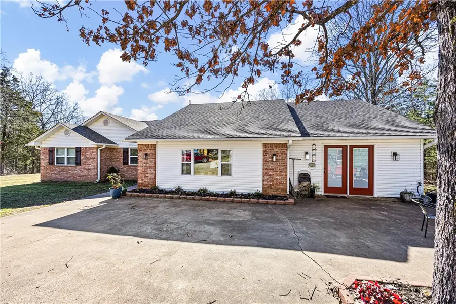 55 Country Cove Court, Russellville, AR 72802 - Image #2