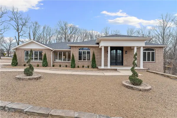 1 Barrow Circle, Bella Vista, AR 72715