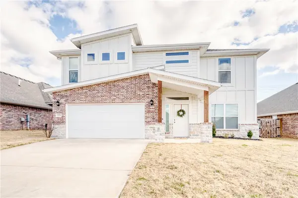 2370 Cameo Lane, Bentonville, AR 72712