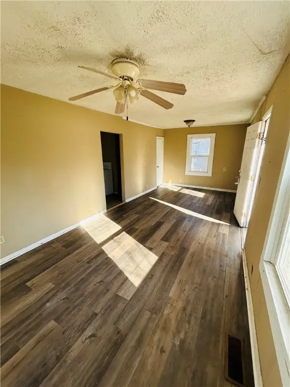 217 Rogers Avenue, Harrison, AR 72601 - Image #2