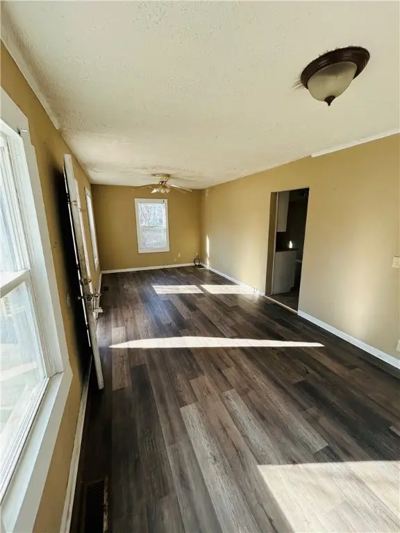 217 Rogers Avenue, Harrison, AR 72601 - Image #3