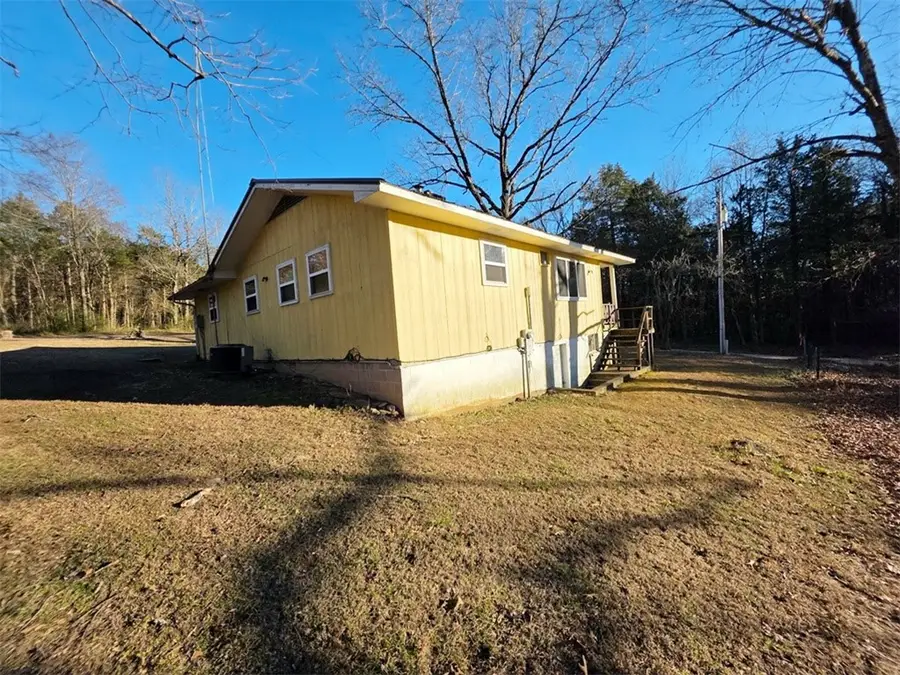 123 Canary Lane, Lead Hill, AR 72644 - Image #2