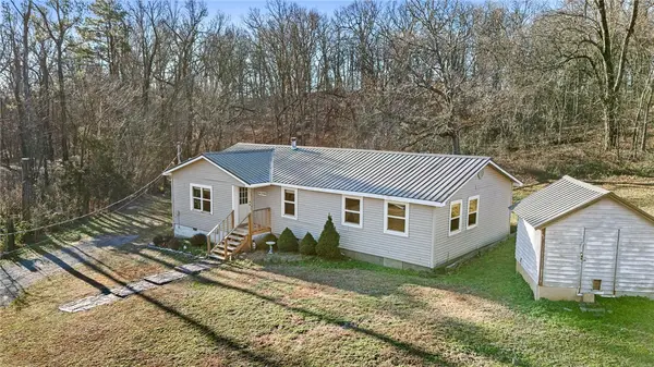 474018 E 660 Road, Watts, OK 74964