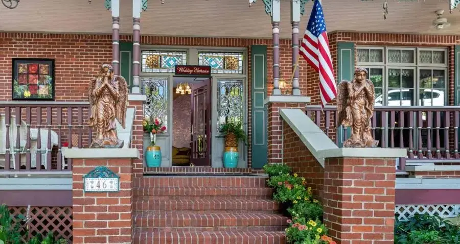 46 Hillside Avenue, Eureka Springs, AR 72632 - Image #1