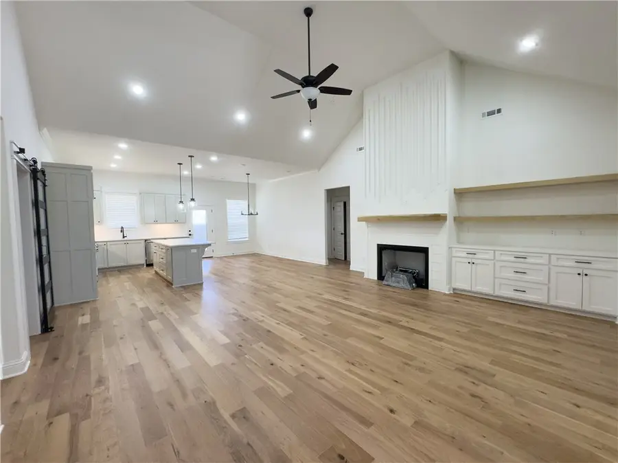 39 Selkirk Drive, Bella Vista, AR 72715 - Image #3