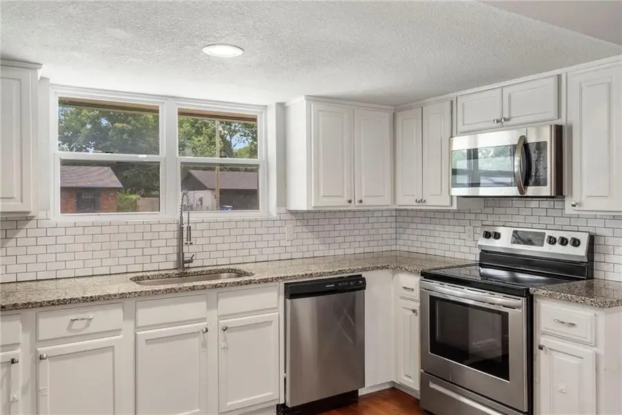 410 SW 10th Street, Bentonville, AR 72712 - Image #3