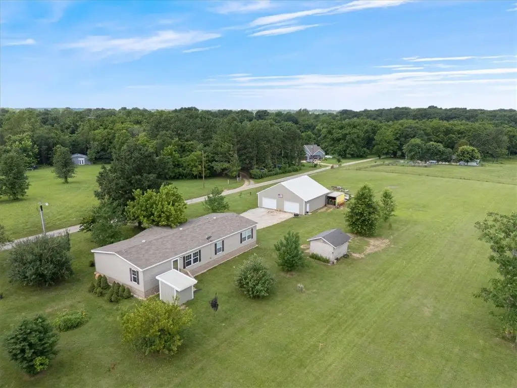 10895 Keller Road, Centerton, AR 72719 - Image #1