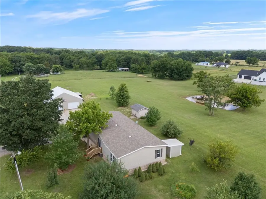 10895 Keller Road, Centerton, AR 72719 - Image #2