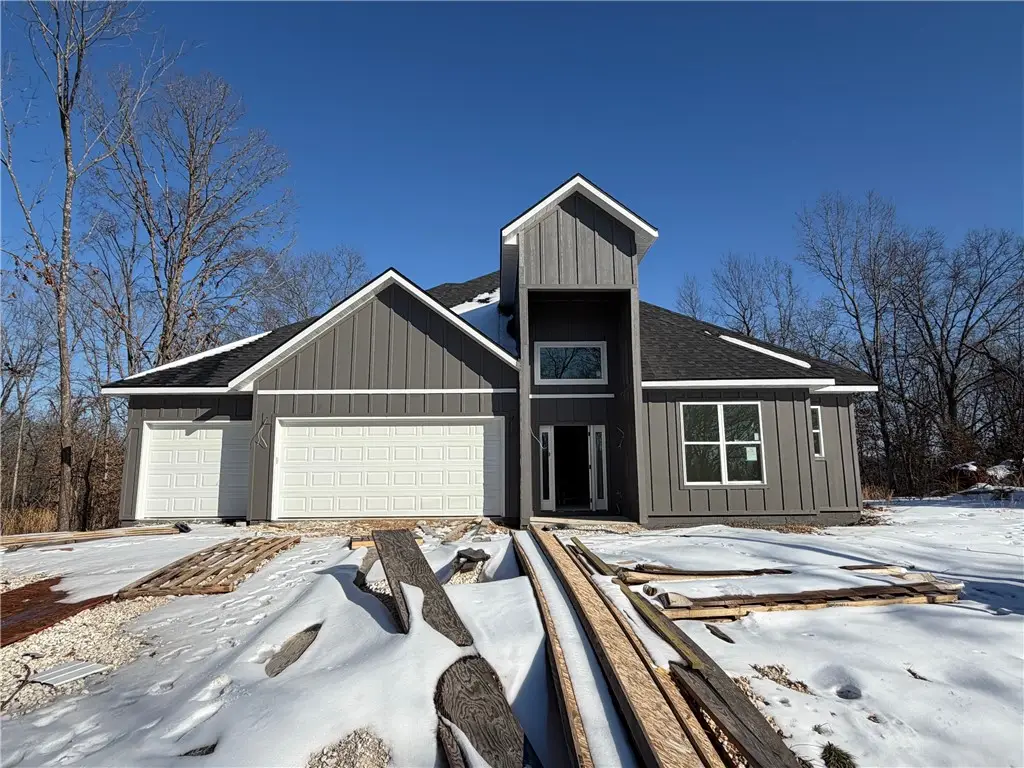 41 S Cheshnut Drive, Bella Vista, AR 72714 - Image #1