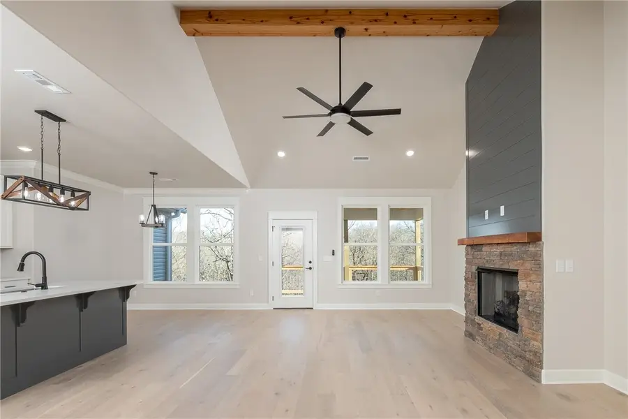 24 Selkirk Drive, Bella Vista, AR 72715 - Image #2