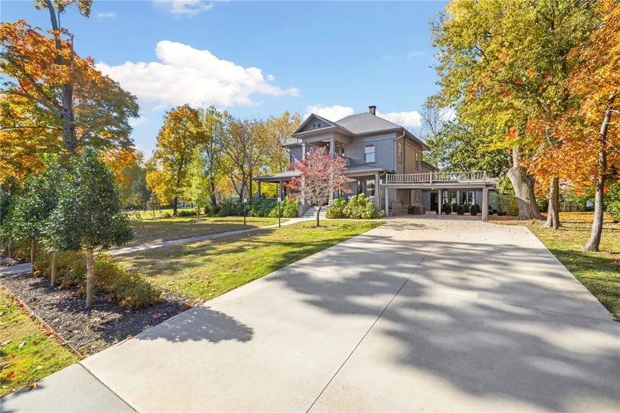 1101 N Woolsey Avenue, Fayetteville, AR 72703 - Image #2