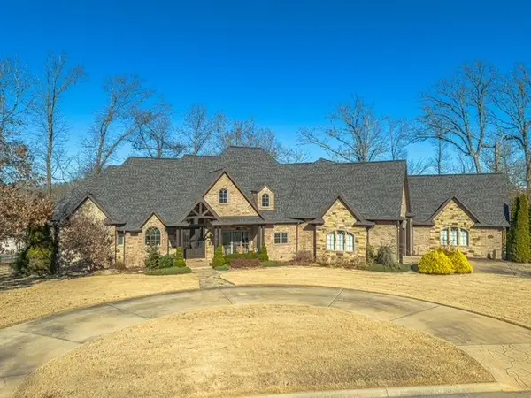 1453 Le Chesnay Drive, Centerton, AR 72719