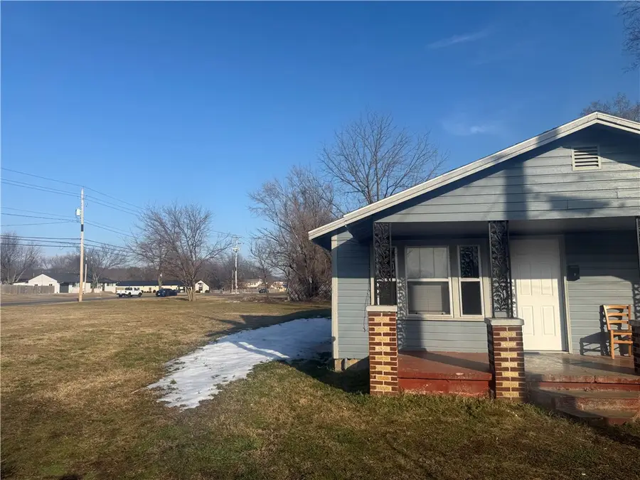 318 Ruby Street, Springdale, AR 72764 - #2