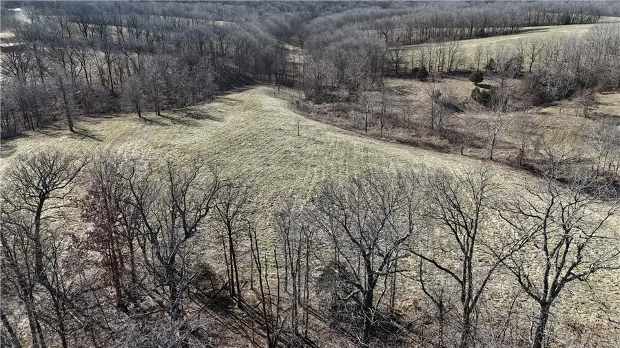 002 Madison 8350, Huntsville, AR 72740 - Image #2